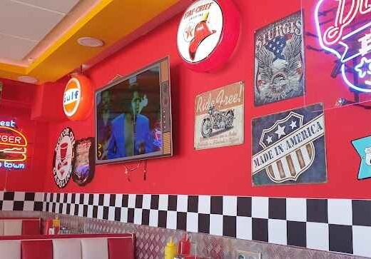 Mollys Diner 2