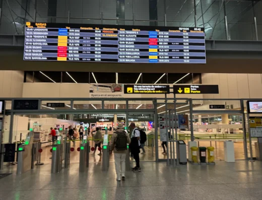 Aéroport de Saint-Jacques-de-Compostelle – Rosalía de Castro (SCQ)